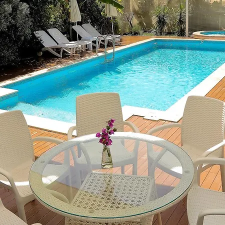 Casa Mia Villa *